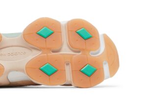 New Balance 9060 Joe Freshgoods Inside Voices Penny Cookie Pink U9060JF1 - Brosneaker photo 5