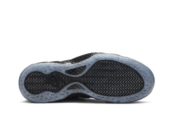 Nike Air Foamposite One All-Over Swoosh Black CV0369-001 - Brosneaker photo 4
