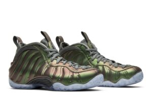 Nike Air Foamposite One Iridescent (Women's) AA3963-001 - Brosneaker photo 8