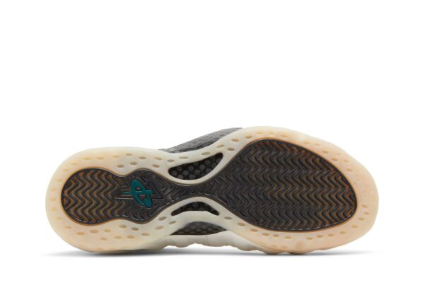 Nike Air Foamposite One Marble (Women's) AA3963-101 - Brosneaker photo 4