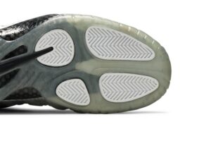 Nike Air Foamposite Pro Silver Surfer 616750-004 - Brosneaker photo 5