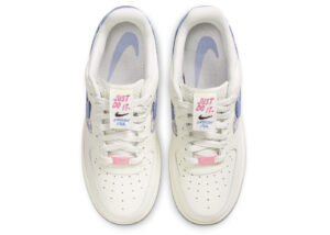 Nike Air Force 1 Low '07 LX Denim Swoosh Boucle (Women's) FJ7740-141 - Brosneaker photo 3