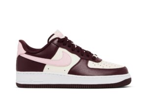 Nike Air Force 1 Low '07 Valentineâs Day (2023) FD9925-161 - Brosneaker photo 1