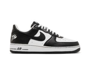 Nike Air Force 1 Low QS Terror Squad Blackout FJ5756-100 - Brosneaker photo 1