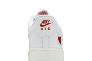 Nike Air Force 1 Low Valentine's Day (2021) DD7117-100 - Brosneaker photo 7