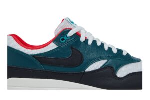 Nike Air Max 1 LeBron James Liverpool F.C. FB8914-100 - Brosneaker photo 2