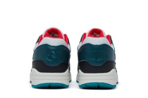 Nike Air Max 1 LeBron James Liverpool F.C. FB8914-100 - Brosneaker photo 6