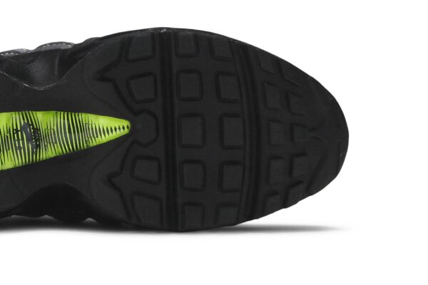 Nike Air Max 95 OG Neon (2020) (GS) CZ0910-001 - Brosneaker photo 5