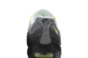 Nike Air Max 95 OG Neon (2020) (GS) CZ0910-001 - Brosneaker photo 7