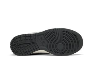 Nike Dunk Low Light Smoke Grey (Women's) DD1503-117 - Brosneaker photo 4