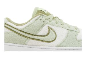 Nike Dunk Low SE Fleece Pack Honeydew (Women's) DQ7579-300 - Brosneaker photo 2