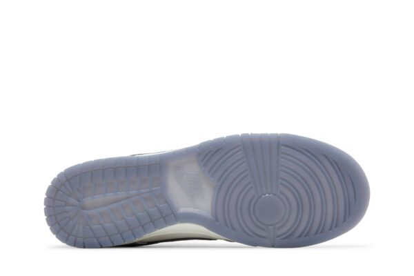 Nike Dunk Low SE Light Carbon FJ4188-100 - Brosneaker photo 4