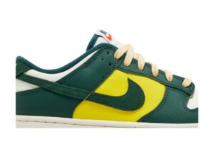 Nike Dunk Low SE Noble Green (Women's) FD0350-133 - Brosneaker photo 2