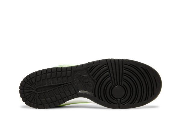 Nike Dunk Low University of Oregon PE (2023) FQ7260-001 - Brosneaker photo 4