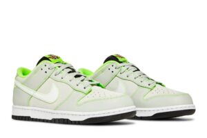 Nike Dunk Low University of Oregon PE (2023) FQ7260-001 - Brosneaker photo 8