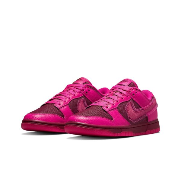 Nike Dunk Low Valentine's Day (2022) (Women's) DQ9324-600 - Brosneaker photo 3