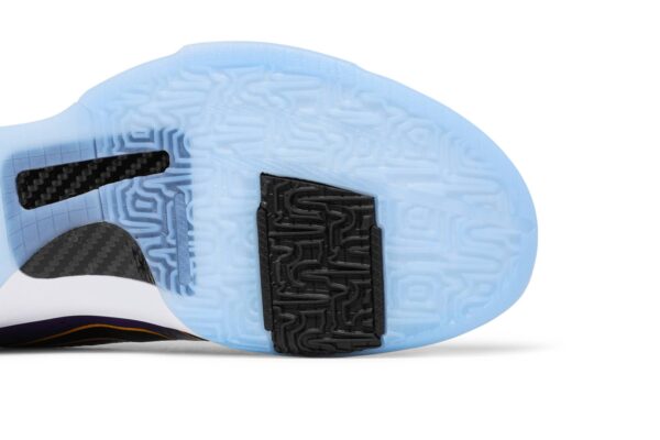 Nike Kobe 5 Protro Lakers CD4991-500 - Brosneaker photo 5