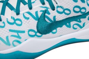 Nike Kobe 8 Protro Radiant Emerald FQ3549-101 - Brosneaker photo 10