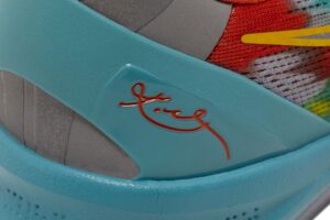 Nike Kobe 8 Protro Venice Beach (2024) FQ3548-001 - Brosneaker photo 10
