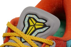 Nike Kobe 8 Protro Venice Beach (2024) FQ3548-001 - Brosneaker photo 9