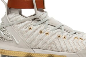 Nike LeBron 16 HFR (Women's) BQ6583-100 - Brosneaker photo 2