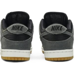 Nike SB Dunk Low Dark Grey Black Gum AR0778-001 - Brosneaker photo 6