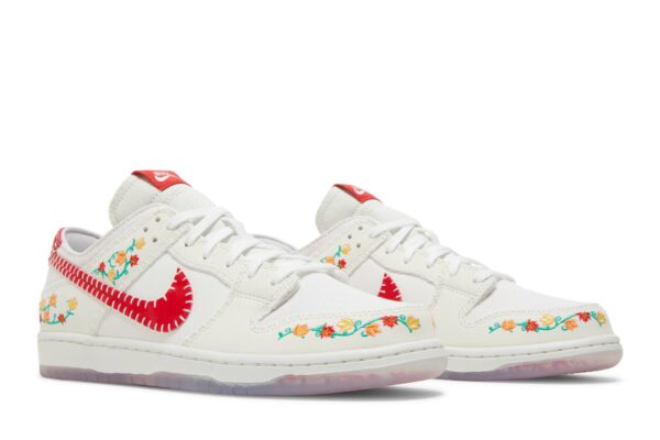Nike SB Dunk Low Decon N7 Opti Yellow University Red FD6951-700 - Brosneaker photo 8