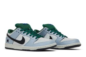 Nike SB Dunk Low Maple Leaf Central Park 313170-021 - Brosneaker photo 8
