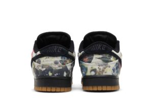 Nike SB Dunk Low Supreme Rammellzee FD8778-001 - Brosneaker photo 6