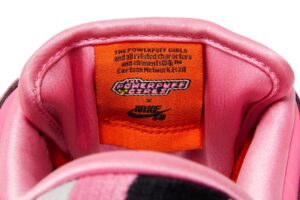 Nike SB Dunk Low The Powerpuff Girls Blossom FD2631-600 - Brosneaker photo 10