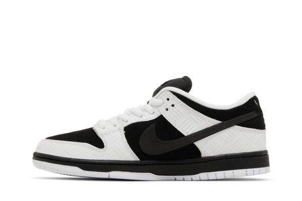 Nike SB Dunk Low TIGHTBOOTH FD2629-100 - Brosneaker photo 3