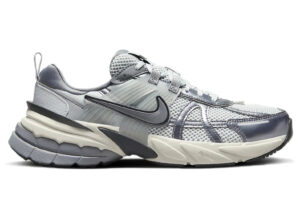 Nike V2K Run Pure Platinum Wolf Grey (Women's) FD0736-003 - Brosneaker photo 1