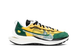 Nike Vaporwaffle sacai Tour Yellow Stadium Green CV1363-700 - Brosneaker photo 1