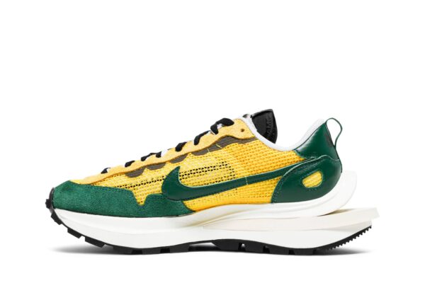 Nike Vaporwaffle sacai Tour Yellow Stadium Green CV1363-700 - Brosneaker photo 3