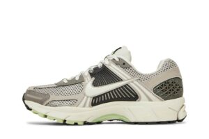 Nike Zoom Vomero 5 Cobblestone Flat Pewter (Women's) FB8825-001 - Brosneaker photo 3
