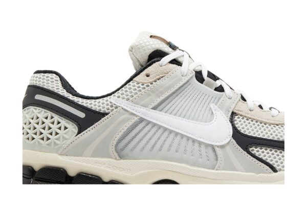 Nike Zoom Vomero 5 Supersonic Light Bone Black FN7649-110 - Brosneaker photo 2