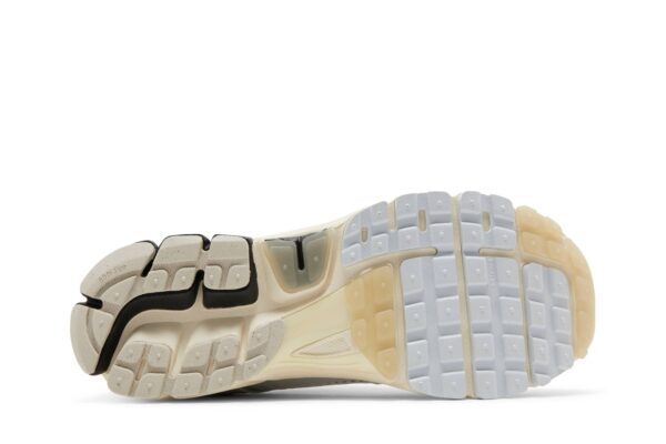 Nike Zoom Vomero 5 Supersonic Light Bone Black FN7649-110 - Brosneaker photo 4